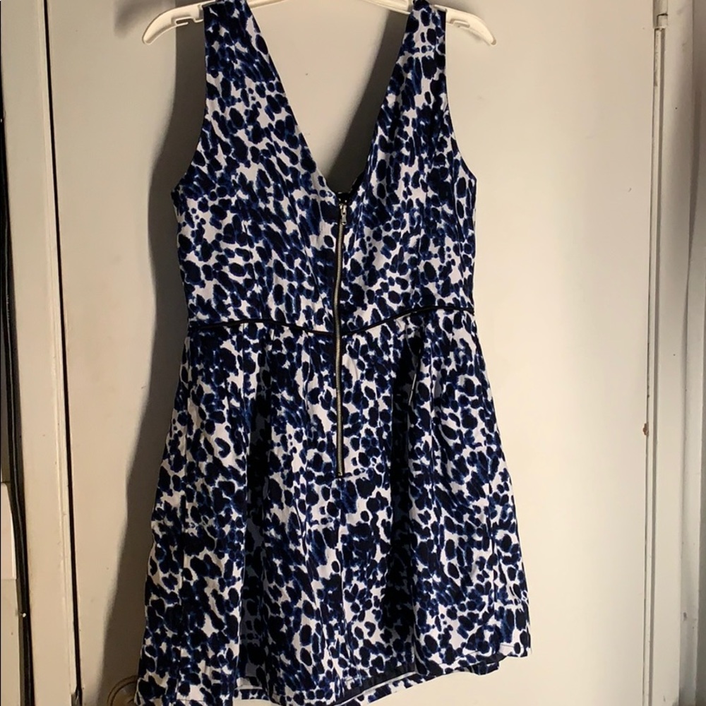 Dress - Picture 3 of 5
